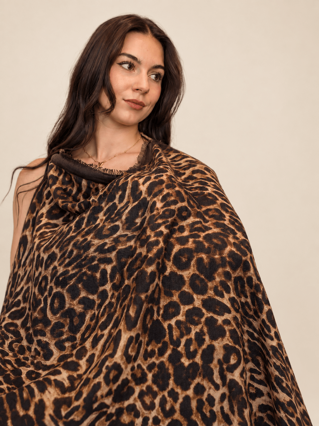 Explore AuraLai’s premium breastfeeding and nursing covers. Browse the collection and find your favourite design for your nursing journey.