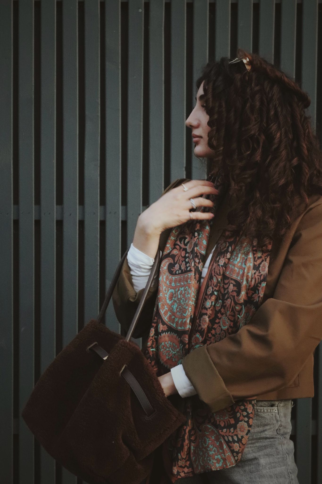 Black Orange UK Breastfeeding Cover - Auralai