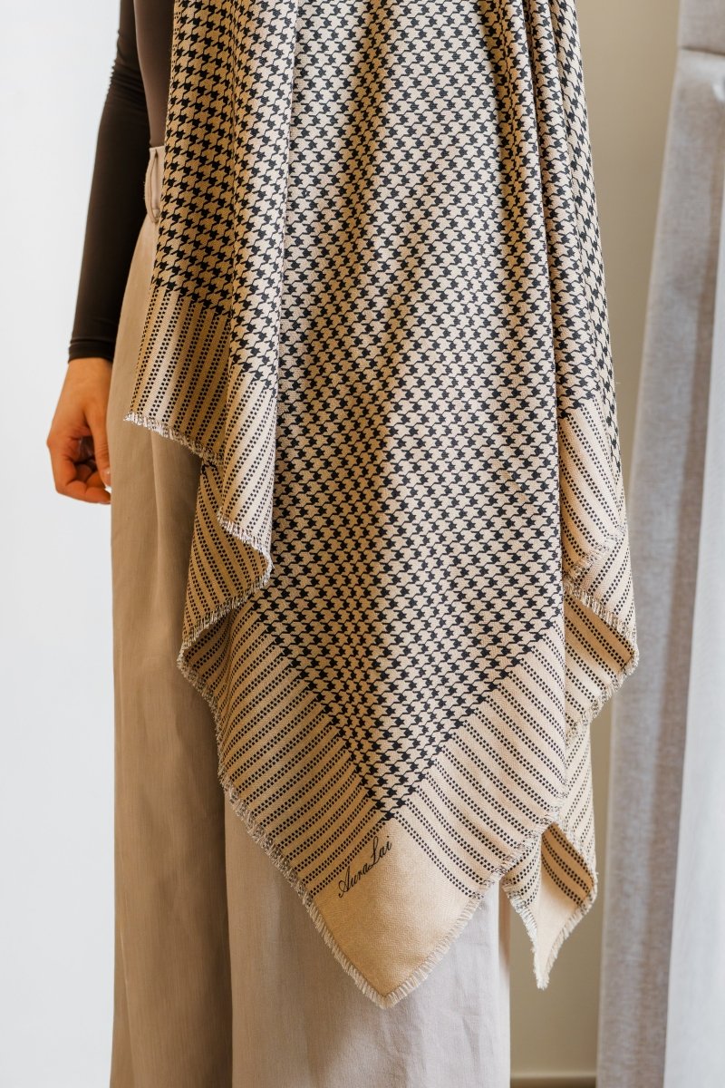 Aura Cashmere Breastfeeding Cover - Heritage Weave - AuraLai