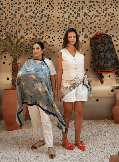 Breastfeeding Cover in Water Lily - AuraLai